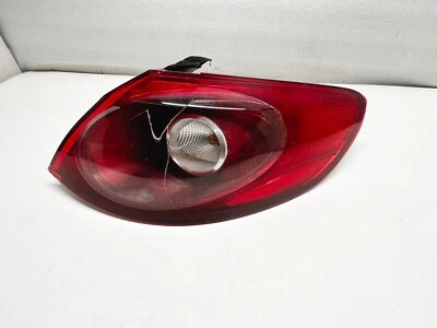 P40441 PARA REPUESTOS AGRIETADOS 2009-2012 VOLKSWAGEN CC luz trasera pasajero 3C8945095D Foto 1 de 4