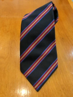 Галстук Aquascutum черный шелковый с красными и синими полосками (T0225) - Изображение 1 из 4