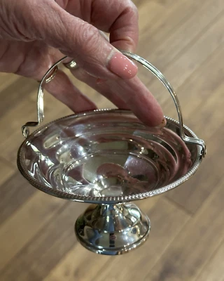 Корзина/чаша из чистого серебра с ручкой на петлях без моно - Изображение 1 из 4