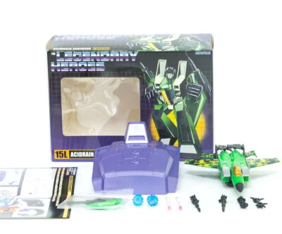 Newage NA H15L Acid Storm Acidrain Engineer Furfur Rain Maker Green Figure - Image 1 of 4