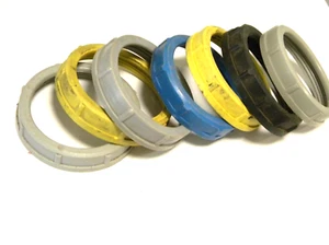 Boccole per condotti in plastica 7 - 3" marche assortite usate - Foto 1 di 1