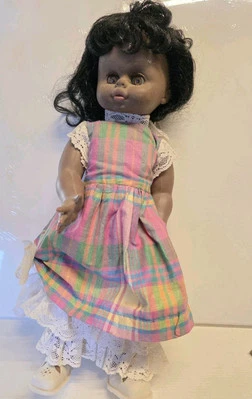 Ancienne petite poupée noire   an 60 - Photo 1/4