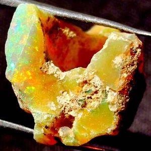 Rough 16.20 Cts 100% Natural Ethiopian Opal Rough Beautiful Gemstone 18X20X14 mm - Afbeelding 1 van 7