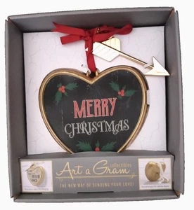 Merry Christmas Heart Shape Art a Gram Ornament - Picture 1 of 5