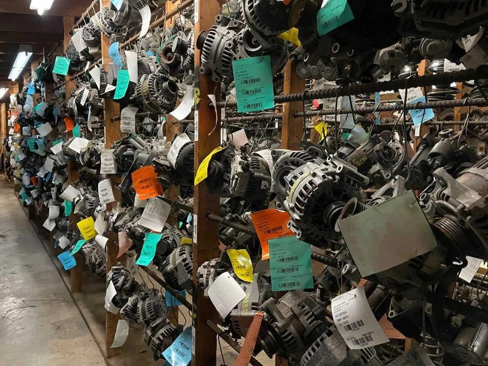 Alternador 6 cilindros sem combustível flexível compatível com 10-19 FRONTIER 10299723 - Imagem 1 de 4