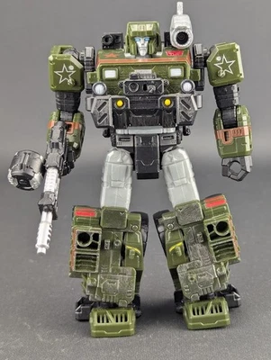 Transformers Siege Hound complete READ Hasbro WFC Generations Deluxe Class - Image 1 of 4