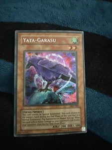 Damaged Yata-Garasu - LOD-000 - Secret Rare - Unlimited Edition - YuGiOh - Picture 1 of 3