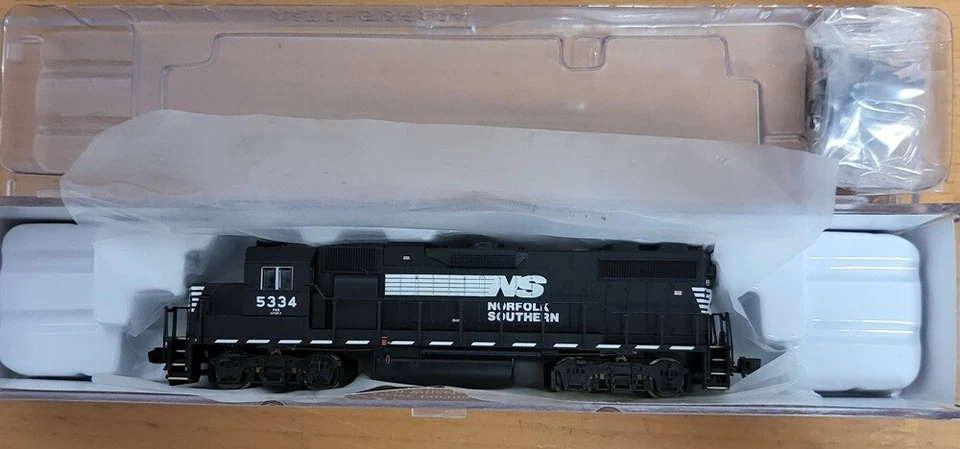 N Life-Like "Gen 3" 920-75006 GP38-2 Norfolk Southern Rd# 5334 DCC Ready - Image 1 of 1