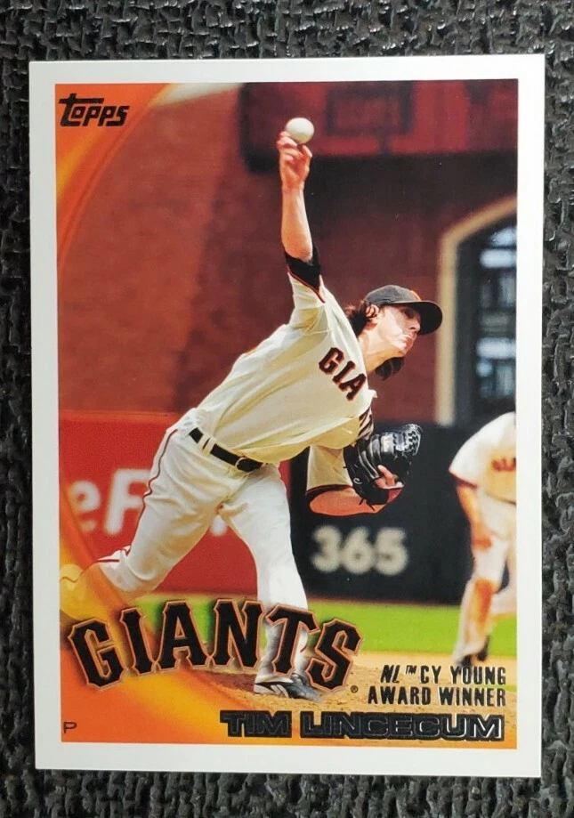 2010 Topps #9 Tim Lincecum Cy Young Winner - Image 1 of 1