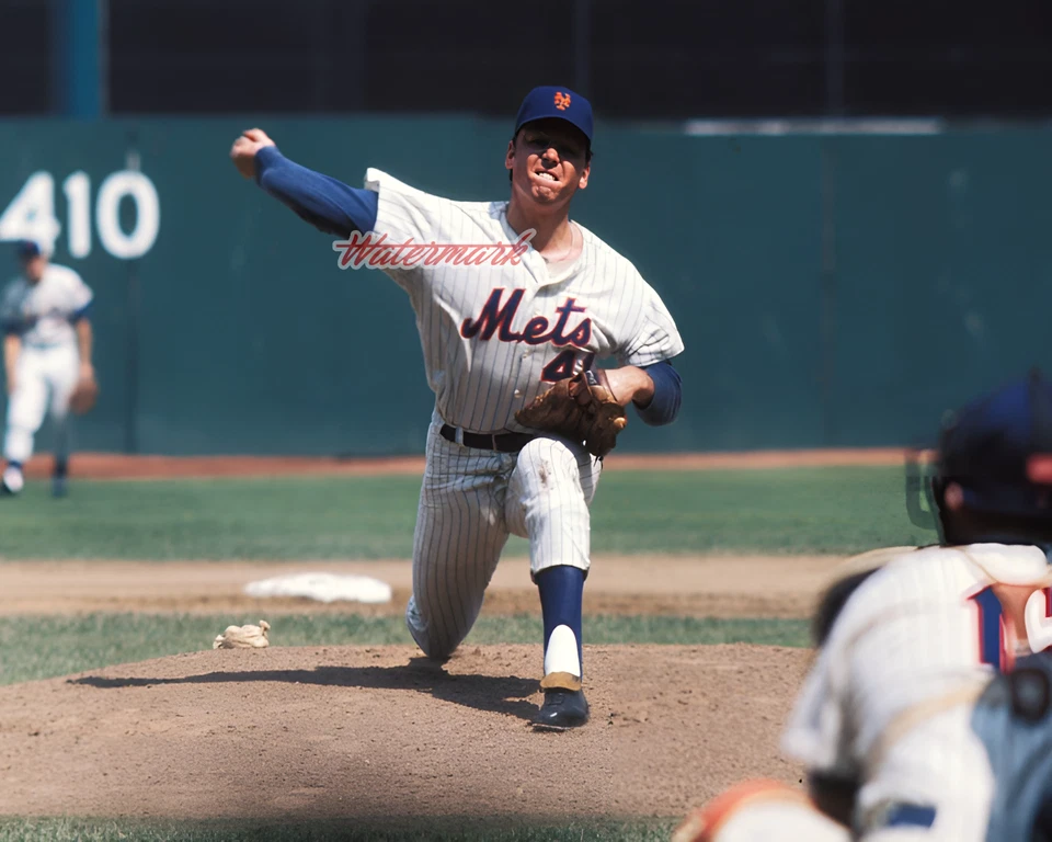 MLB New York Mets Tom Seaver on the Mound Color 8 X 10 Photo Picture - Image 1 of 1