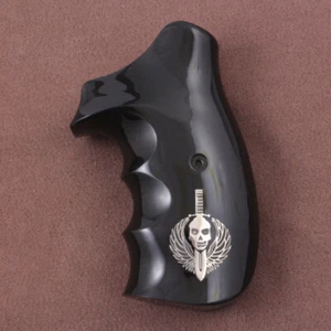 Empuñaduras acrílicas negras compatibles con culata redonda Magnum 357 marca KSD - Imagen 1 de 1