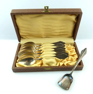 #e4078 6 Kaffeelöffel und eine Zuckerschaufel von WMF Fächermuster versilbert - Picture 1 of 7