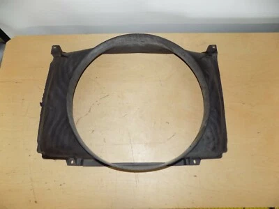 67 68 69 70 71 72 CHEVY GMC TRUCK C10 BLAZER JIMMY SBC V-8 FAN SHROUD w/o A/C - Image 1 of 3
