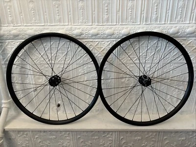 Juego de ruedas Alexrims Boondocks 7D aleación sin cámara 11 velocidades disco 700c bicicleta de carretera grava Foto 1 de 4