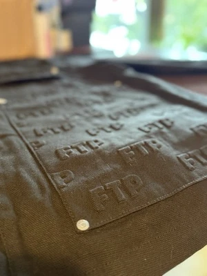 Auténtica chaqueta vaquera bordada FTP nunca usada talla XL talla muy difícil de encontrar Foto 1 de 4