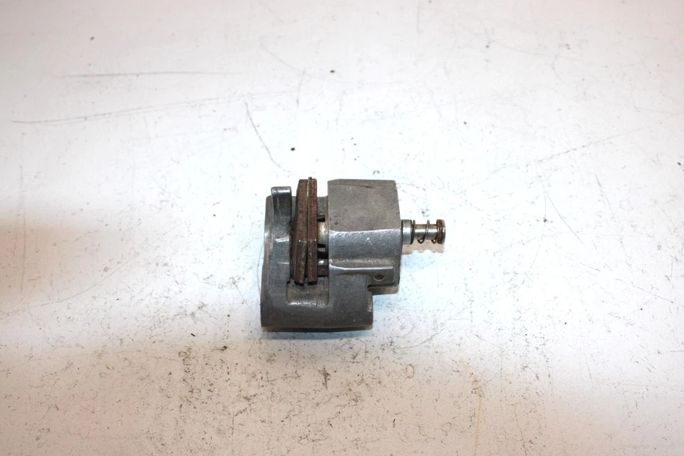 1995 Polaris 300 Oem Rear Brake Caliper 1910130 AP141 - Image 1 of 4