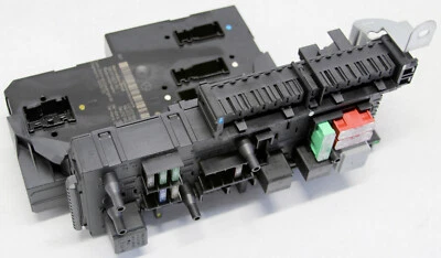 ✅ Mercedes-Benz SLK250 2012-16 OEM RELÉ TRASERO CAJA DE FUSIBLES MÓDULO MALETERO SAM CONTROL Foto 1 de 4