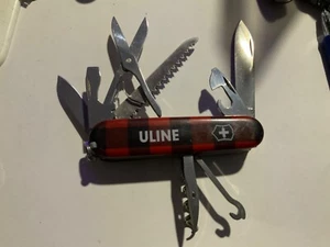 Navaja suiza Victorinox 91 mm Huntsman *ULINE* {#3989} - Imagen 1 de 4