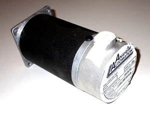 34D314S-CBS Anaheim automation STEP MOTOR 2.2VDC 7 AMP NEW - Picture 1 of 4