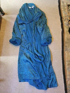 Luxury Vintage Robe Victorias Secret 90s Terrycloth Satin Paisley Blue w Pockets - Picture 1 of 5