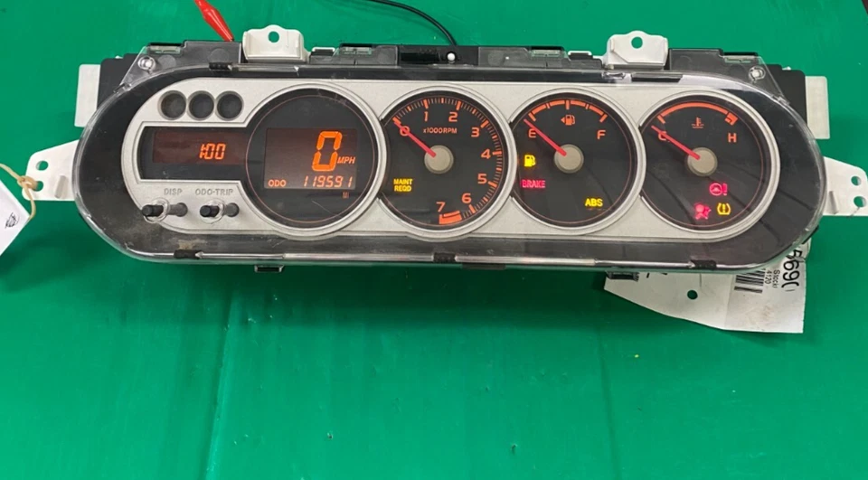 Cuadro de instrumentos velocímetro Scion Xb 2011-2012 119 k millas 83800-12M10 Foto 1 de 3