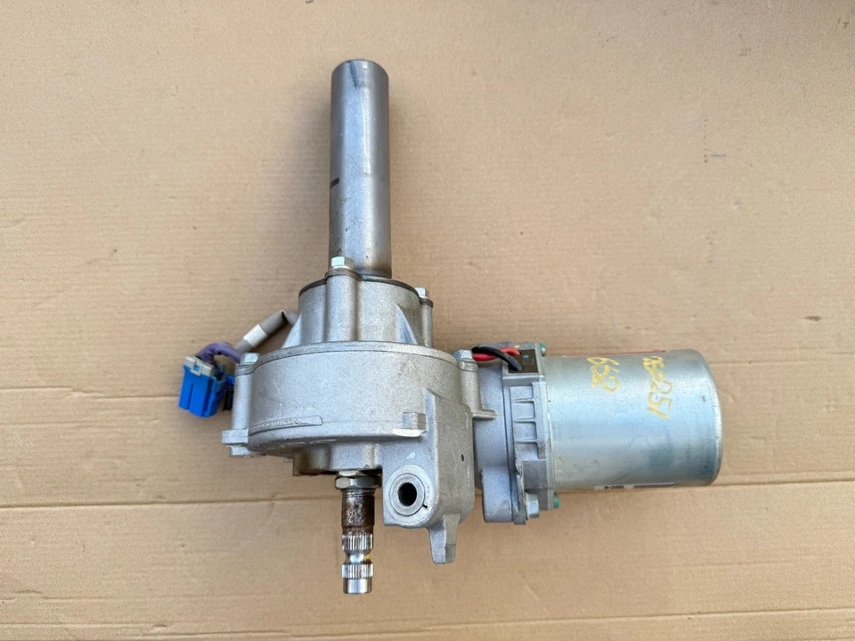 Hyundai Accent 2012-2017 columna de dirección asistida motor OEM 56300-1R305 Foto 1 de 4