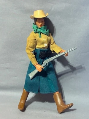 Figura de colección Belle Starr Empire 1973 Legends West Cowboy Excel 9,5" sombrero de pistola Foto 1 de 4