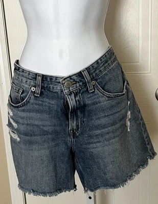 LUCKY BRAND BOYFRIEND DENIM SHORTS WOMEN'S 4/27 MED WASH DISTRESSED 5 POCKET - Image 1 of 4