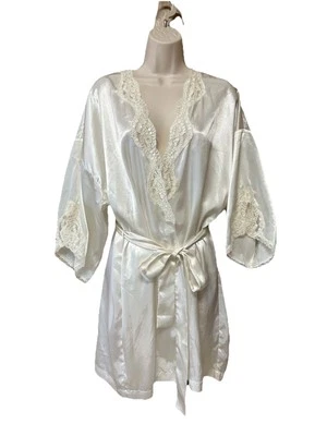 Vintage Victoria’s Secret Robe ONE SIZE Ivory White Exquisite Lace /Sequins F25 - Image 1 of 4