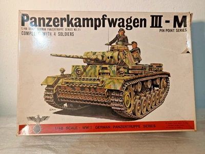 Bandai 8267 Panzerkampfwagen III-M Scala 1/48 - Immagine 1 di 2