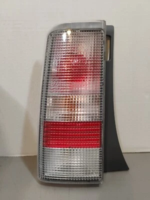 Toyota Scion XB 2005 lámpara trasera lateral del pasajero izquierdo nueva Foto 1 de 4