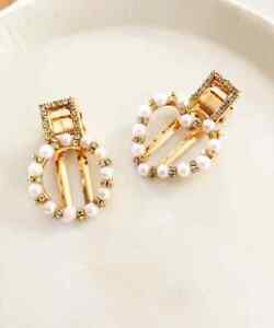 2Ct Round Natural Moissanite Pearl 2 Clips Hair Clip 14K Two Micron Yellow Gold