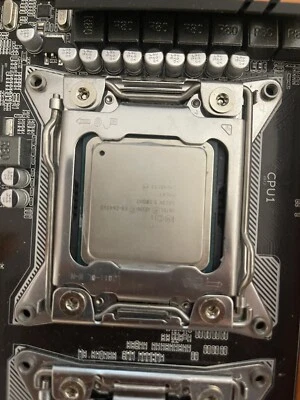Intel Xeon 6 Core E5-2643v2 3.50ghz SR19X Processor - Image 1 of 2