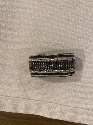 Stella & Dot Hematite Florian Snap手链 — 第 1/3 张图片