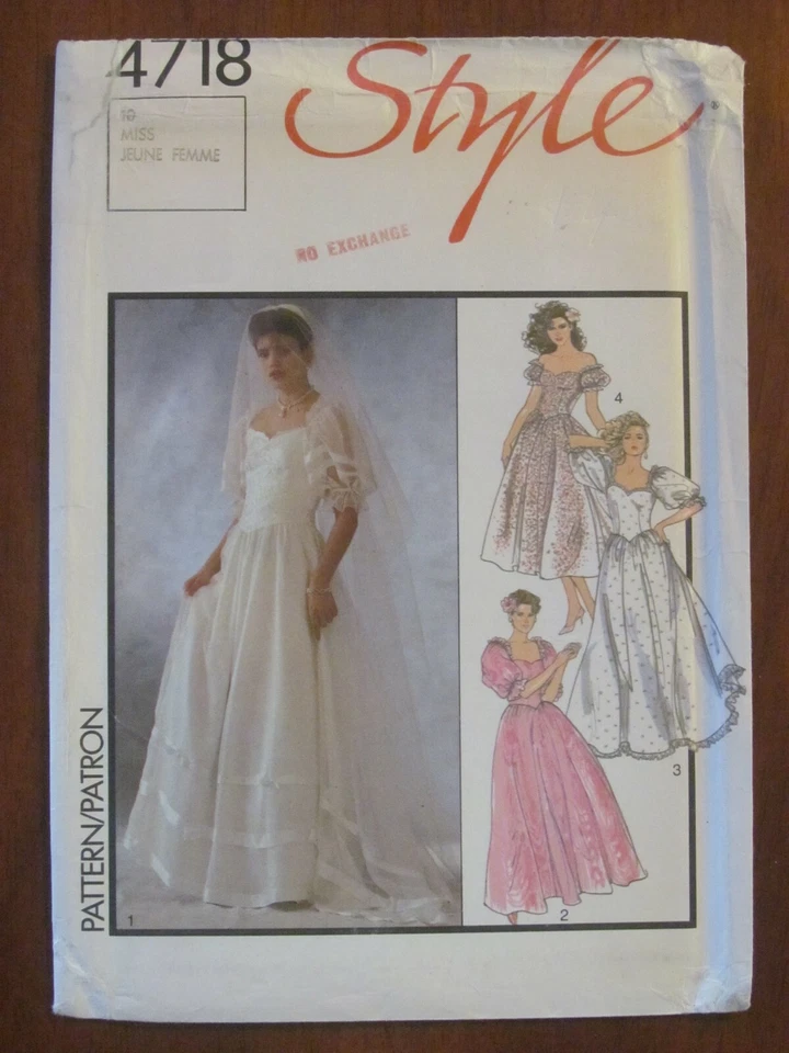 STYLE PATTERN - 4718 LADIES WEDDING DRESS SWEETHEART NECKLINE TRAIN SZ 10 UNCUT - Image 1 of 2