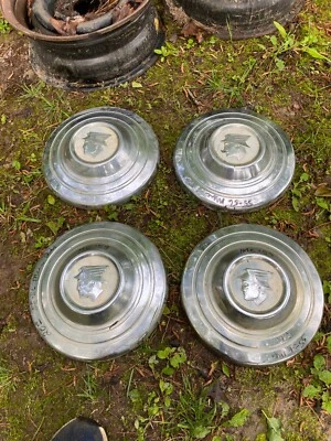 Mercury 1955 1956 Juego de 4 tapacubos tapacubos tapacubos tapacubos plato para perros Foto 1 de 4