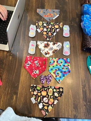 Банданы и банданы для собак разных цветов - Изображение 1 из 2