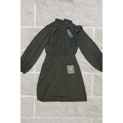 Mini Vestido Lulus Negro Transparente Metálico Rayas Manga Larga Volantes Cuello Simulado Foto 1 de 4