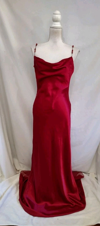 Vestido Niki Livas Vintage Años 90 Rojo Satinado Vestido Sin Mangas Bodycon Sesgado Correa con Cuentas Talla 8 Foto 1 de 4