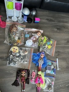 Bundle Of LOL Dolls, Accessories & Mini Dolls 10+ Doll In Great Condition - Picture 1 of 11