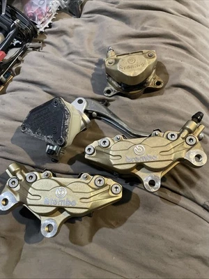 Pinças Brembo e cilindro mestre Ducati - Imagem 1 de 4