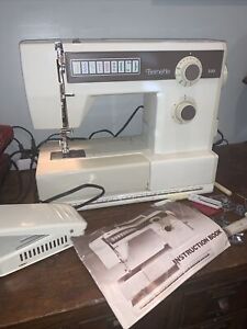 Bernina Bernette Sewing Machine 330 - Needs Grease & Servicing ? Works But Slow