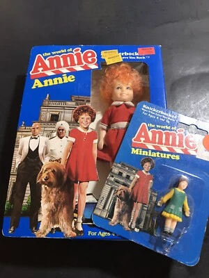 Muñeca Annie 3856 vintage, con miniatura 9032 nueva en caja Foto 1 de 4