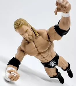 2011 WWE HHH Triple H Mattel Basic Series Wrestling Figure W/ Knee & Elbow Pads - Picture 1 of 13