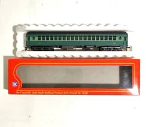 HO IHC Southern Railroad Heavyweight Coach Passenger Car 2389 1/87 Scale - Picture 1 of 3