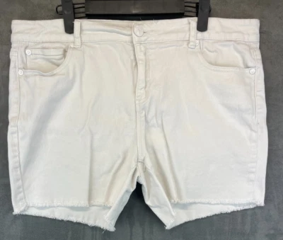 roz & ALI Cutoff Shorts - Womens Size 16 - White - Raw Hem - Casual (3174) - Image 1 of 4