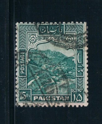 Paquistão - 1957 - 15R Khyber Pass - Perf 12 - SC 42b [SG 42] - USADO M1B - Imagem 1 de 2
