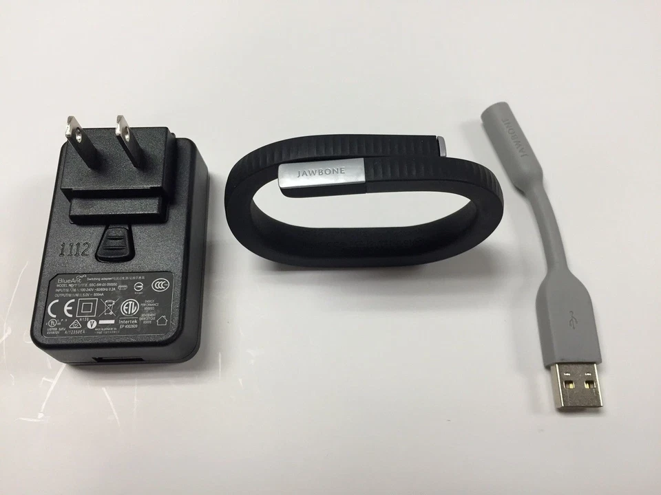 Jawbone UP24 MEDIUM Wristband Black MotionX Fitness Bracelet Sleep tracker UP-24 - Image 1 of 2