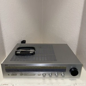 Receptor estéreo de sonido natural Yamaha R-30 vintage totalmente funcional - Imagen 1 de 15