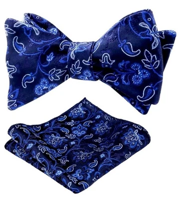 Pajarita floral azul marino y azul para hombre con pañuelo a juego Foto 1 de 3